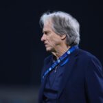Jorge Jesus Instagram - Estamos qualificados para as meias finais da copa do Rei 👏🏼 Parabéns jogadores, equipa técnica e adeptos ! We are qualified for the semi-finals of the King’s Cup 👏🏼 Congratulations players, technical team and fans! #alhilal @alhilal