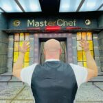 Jorge Rausch Instagram - Gran cierre de año en @masterchefcelebrityecu con las chicas @erikavelez @irenegonzalez_oficial @chefcarosanchez Gracias @teleamazonasec y @flacaarellano Soy muy afortunado y bendecido por poder ser parte de este proyecto que. amo locamente Amo Ecuador 🇪🇨 y su gente y el cariño es mutuo y lo atesoro ❤️ Nos venimos con toda este 2024 ya van a ver 💪🏼💪🏼💪🏼 Foticos 📸 random posudas jejeje cuales son sus favoritas de 1 a 10?