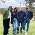 Jorge Rausch Instagram - Y acá ando con las chicas de @masterchefcelebrityco @carlagiraldo @acevedocarolina @nelagonzalez Que andáremos haciendo juntos? Las amo, las adorooo carajo 🫶❤️ Quien no me envidia? 😉