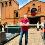 Jorge Rausch Instagram - Hoy es la Semifinal de @masterchefcelebrityecu Quienes creen que serán los 3 finalistas hagan sus apuestas!! Ya extraño a mis chicas @erikavelez @irenegonzalez_oficial @chefcarosanchez Exitos a los cuatro semifinalistas @nikkimackliff @joseandrescaballero @jalaldubois @anthonnyswagg son unos crack y los quiero mucho❤️
