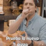 Jorge Zabaleta Instagram - ¡NUEVA Y ÚNICA DOBLE PEPPERONI! 🍕🤩 Eso que no sabías que estabas esperando YA LLEGÓ A #RECETADELABUELO 🥳 🙌🏼 Disfruta ahora el doble de sabor con la Doble Pepperoni y que a nadie le falte el suyo 🤩🙊 ¡TOTALMENTE IRRESISTIBLE! . . #LaRecetaPerfecta #doblepepperoni #pizza Santiago, Chile