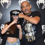 José Aldo Instagram - Na quarta passada estive presente na inauguração da loja @venum_br em São Paulo. Gratidão irmão pelo convite, desejo sucesso nos seus negócios! Você merece!