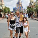 José Aldo Instagram – #tbt na Disney, falta pouco para as férias 😎
