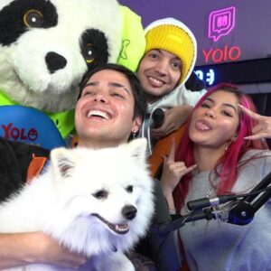José Leonardo Broianigo Muñoz Instagram - ¿4 años es mucho o poco? Mariana tuvo el cabello color rosado, verde, rojo y negro… Yolo lo tuvo azul, yo rubio, rojo y Panda… Él es diferente haha. Fuimos superhéroes de Marvel, superhéroes reales y hasta jugadores del calamar. También fuimos desconocidos, amigos, cuñados y hasta nos hicieron un shippeo todo raro 😂 

Si me preguntan, 4 años es poquito porque quería que fueran más, pero es mucho por la cantidad de momentos que vivimos juntos.

Creo que es una nueva etapa, que seguiremos siendo todos grandes amigos y nuestra aventura apenas está empezando 💕