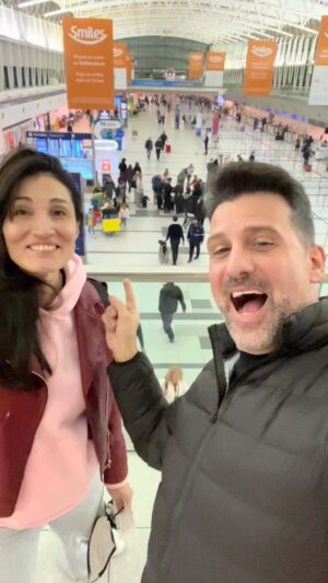 José María Listorti Instagram - Seguimos compartiendo momentos felices ! Con vos @monicalistorti a mi lado hasta EL INFINITO Y MAS ALLÁ ! ❤️✈️ #losangeles #viajes #travel #parejas