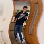 José María Listorti Instagram - Tomar mate 🧉 me pone así de alegre! A uds?? #baile #humor #flow