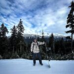 José Ron Instagram - Hay muchas formas de disfrutar la vida , viajar es una de mis favoritas ❄️
