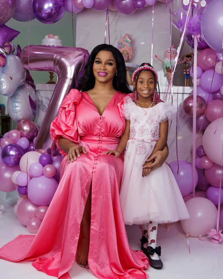 Joseline Hernandez Instagram - My baby is 7 and I've been crying all day 😌😌😌 #happybirthday #doitlikeitsmybday HAPPY BIRTHDAY TO THE SWEETEST GIRL IN THE WORLD BONNIE'BELLA 🎉🥳🥳🥳🥳🥳🥳🥳🥳🥳🤩🤩🤩🤩🤩🤩🤩🤩