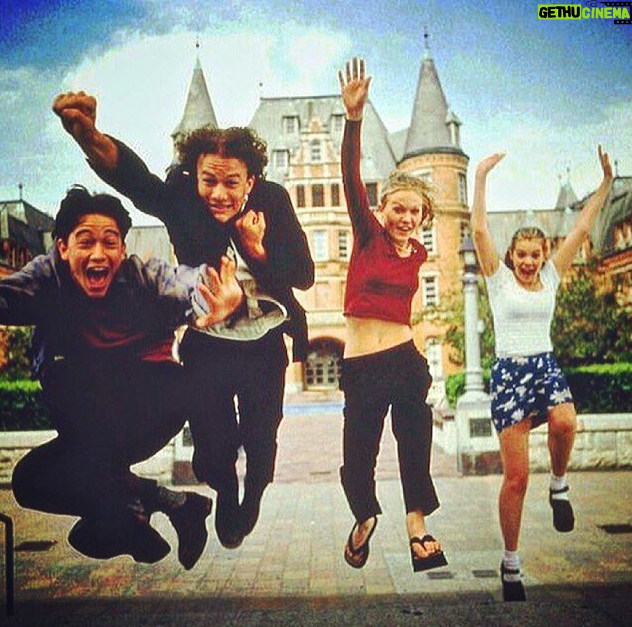 Joseph Gordon-Levitt Instagram - "10 Things I Hate About You” came out today, March 31st, back in 1999. I'll never forget that summer, making that movie with such wonderful people. The best of times. Still can't believe it was over 20 years ago. <3