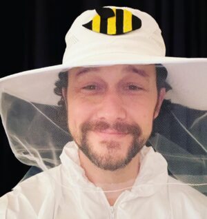 Joseph Gordon-Levitt Instagram - 🐝 🎃