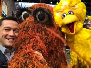 Joseph Gordon-Levitt Instagram - @sesamestreet 50th Anniversary episode won the Emmy for best daytime special!! Hosting that show was the time of my life, so grateful to be a part of it. Sesame Street is such a positive thing in the world. Huge congrats to the whole street 😄 (I’m also nominated for host, but that award doesn’t get announced til later🤞)