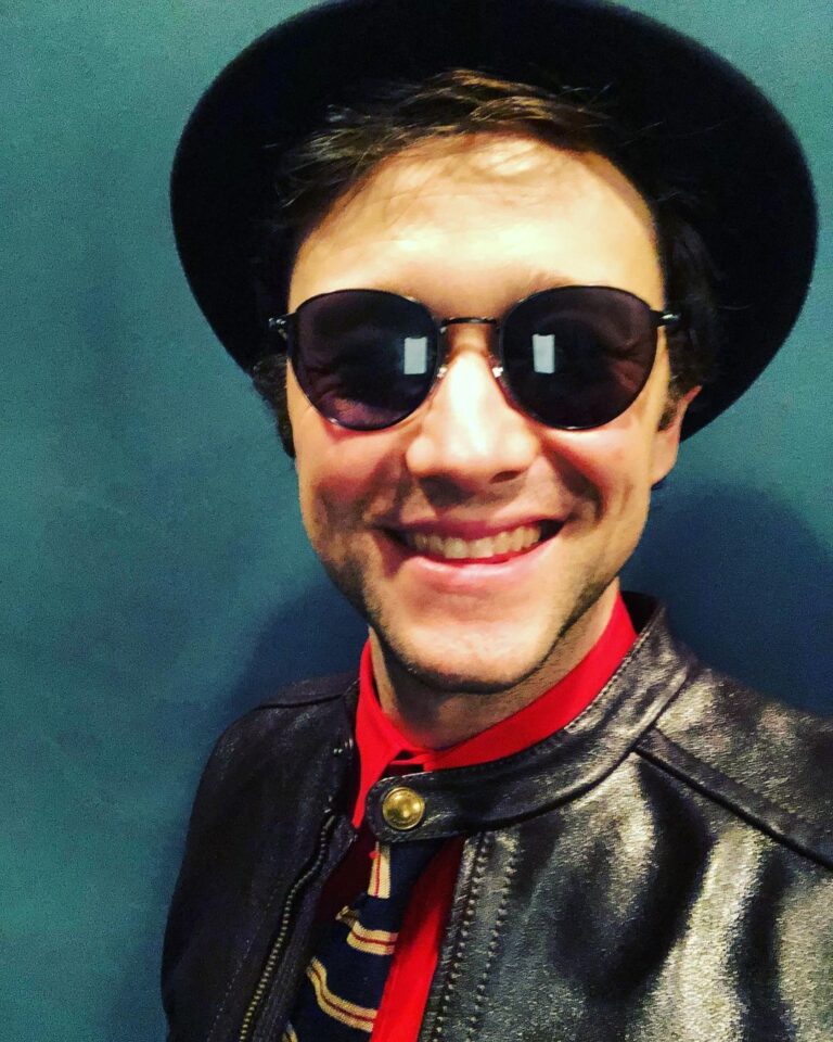Joseph Gordon-Levitt Instagram - I was like, “🙄😒I’m not dressing up for a Zoom birthday dance party.” Then I was like 🕶🕴🏻🎵 — Happy birthday to my probably distant cousin @jg_3000, thanks for the motivation 💥😊