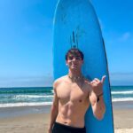 Josh Beauchamp Instagram - We went surfing