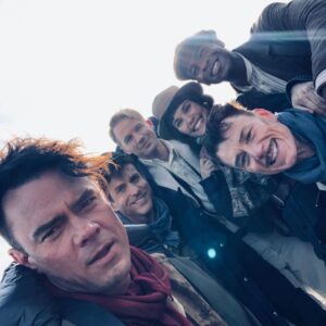 Josh Duhamel Instagram - It’s never easy to hear that a project you cared about/ believed in/ put so much into is ending prematurely. It was a challenge and a privilege to dive into the character of Sheldon/ Utopian. I got to do things as an actor that took me to places I had never been. 

A big thank you to @netflix for giving us this opportunity and an even bigger thank you to the fans - you took us to the #1 spot around the world and we stayed there for almost 2 weeks. Your support of the show means everything. 

To the cast and crew- we put all of our lives on hold to take on the challenge of creating a new universe together. It truly took blood, sweat, and tears. I’m so proud of what we accomplished together and the journey we had (on & off the screen) is something I’ll never forget. 

#NoLegacyLivesForever 
(But maybe this one will)
