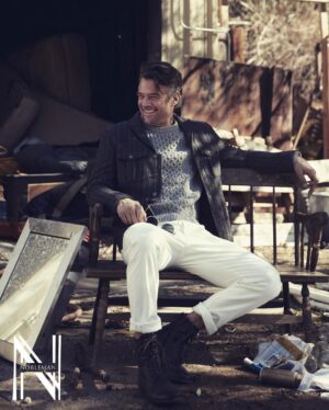 Josh Duhamel Instagram - To travel by horse or helicopter? To be a city slicker or a cowboy? I’m thinking a little bit of both... Thanks for an incredibly fun shoot @nobleman @longines
@johnrussophoto 
@stylebyfea