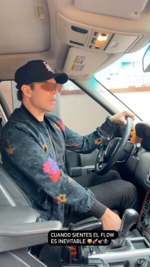 Juan A. Baptista Instagram - cuando sientes el flow🚀es inevitable #entregatosyyo 🤷🏼‍♂️😺