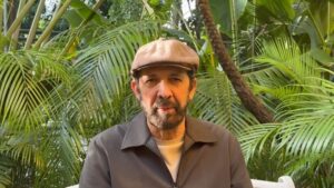 Juan Luis Guerra Instagram - El amor, la gracia y la misericordia de nuestro Señor Jesús sobre toda la República Dominicana.