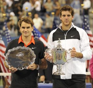 Juan Martin del Potro Instagram - Hiciste del tenis un deporte único.
Gracias por enseñarnos con tu ejemplo dentro y fuera de la cancha. Soy un agradecido por haber compartido tu carrera y haber podido jugar tantos partidos juntos. 
Gracias. Gracias por ponernos a prueba a todos, elevar la vara en cada torneo que jugamos, por todo lo que has dado para nuestro deporte y lo cálido que siempre fuiste conmigo, y tantas otras cosas.
Estoy triste, es una noticia que no quería escuchar. Pero te deseo una gran vida junto a Mirka y tus niños. 💙

You made tennis a unique sport.
Thank you for teaching us with your example, in and out court. I'm thankful for shearing your journey and being able to play so many matches together.
Thank you. Thank you for testing us all, raising our standards in every tournament we played, for everything you’ve given for our sport, for how warm you always were with me, and so many other things.
I'm sad, this is something I didn’t want to hear. I do wish you a great life with Mirka and your kids.
