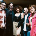 Juanes Instagram - Feliz celebrando con los aliados de la @fmisangre Gracias por ser parte vital de nuestra historia, que es también la de todos 🙏🏼