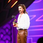 Juanes Instagram - Una semana llena de emociones y mucho agradecimiento con esta vida que me ha dado tanta música y amistades. #LatinGRAMMY 📸 @marioalzatee Latin Grammy, Sevilla