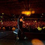 Juanes Instagram - Qué honor fue volver a cantar con ustedes Asunción🇵🇾🙏🏼 Me hizo muy feliz vivir esta noche mágica y escucharles cantar con nosotros!! Asuncion - Paraguay