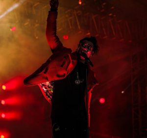 Jubin Nautiyal Instagram - If people forget their Problems in my concert , I did my job . 
#jubinnautiyallive

📸 @lostfilms_