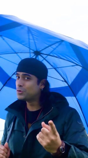 Jubin Nautiyal Instagram - Lets Take a trip down the memory rain . 

#pehlibaarishmein 
@rochakkohli @ghuggss @harryanand @tseries.official
