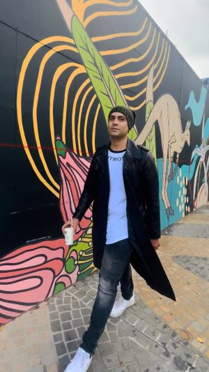 Jubin Nautiyal Instagram - Can we clarify something about AI videos please ? 
They are just moving collages !! 

#humnavamere