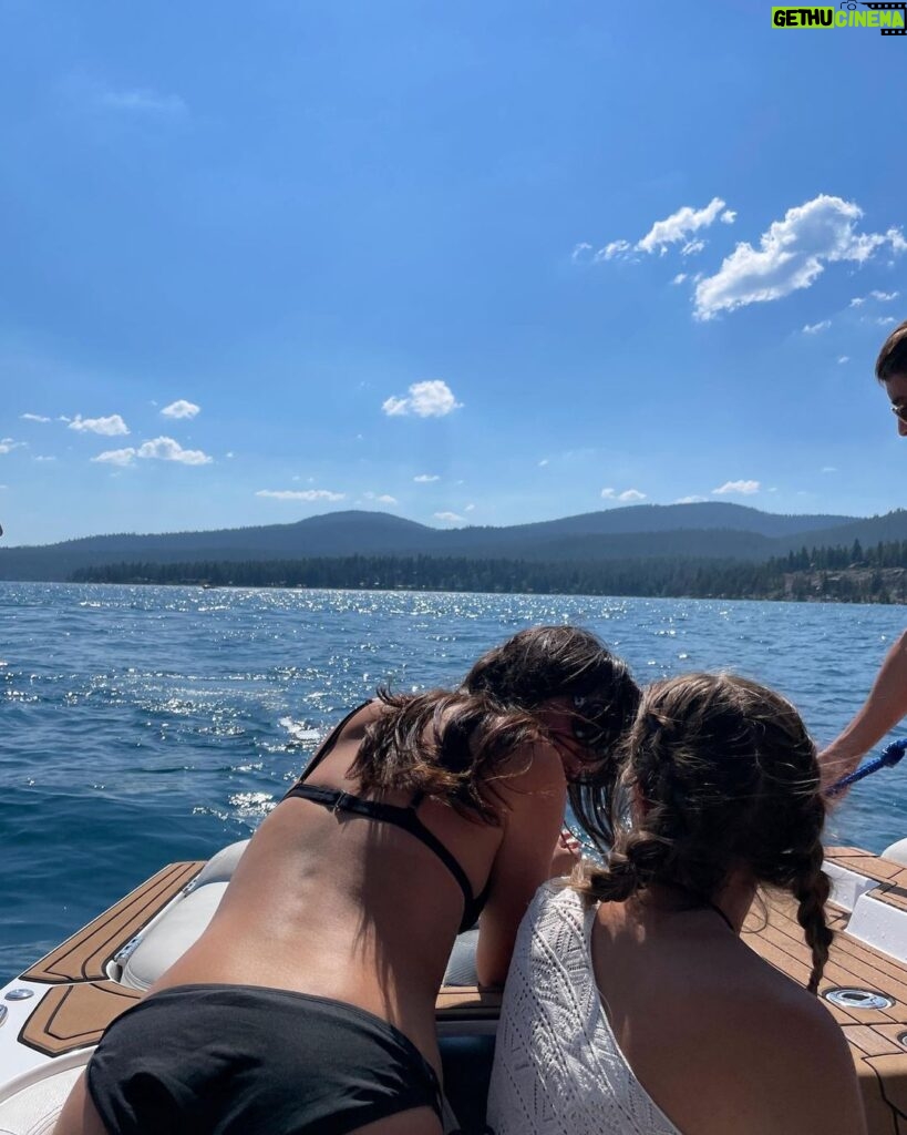 Jules LeBlanc Instagram - 🚩 Lake Tahoe