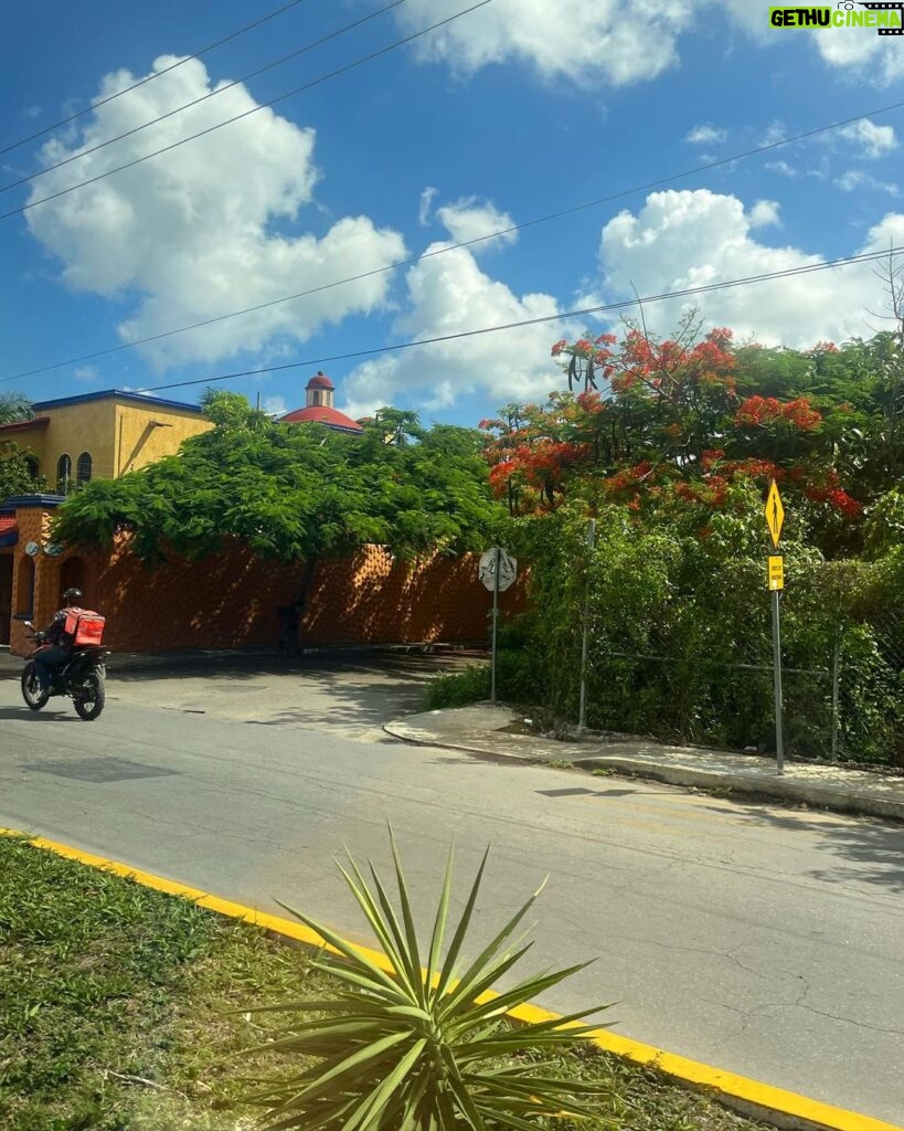 Jules LeBlanc Instagram - Belize and Cozumel