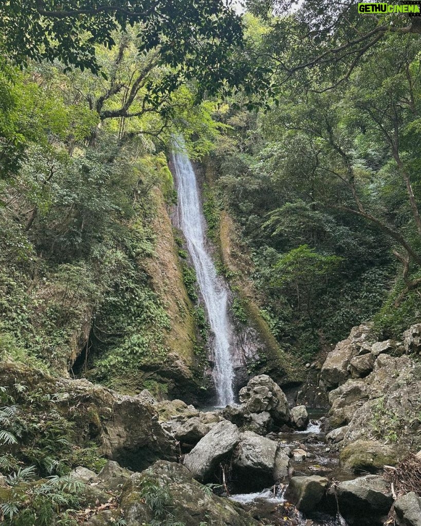 Julia Barretto Instagram - Reminiscing our trip to Ilocos Norte as we are planning our destinations for 2024 🛫 Where should we go? @jujuonthegotv 🌍 #IlocosNorteImIN @tourilocosnorte