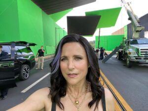 Julia Louis-Dreyfus Instagram - Mass Ave Bridge in Boston and by that I mean huge green screen set up in Atlanta. Hollywood magic, baby. #wakandaforever  @blackpanther @marvelstudios