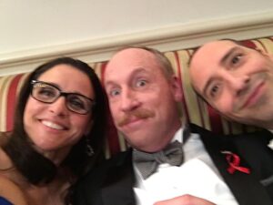 Julia Louis-Dreyfus Instagram - Can't wait to reunite with these hilarious motherfuckers. 
Sign up at the link in bio for the #VeepReunion TONIGHT at 6 PM CT! @wisdems