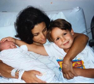 Julia Louis-Dreyfus Instagram - From one mama to another. Happy day and thank you and I love you.