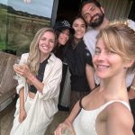 Julianne Hough Instagram - Feeling extra grateful for this life today 🤍 With everything going on in my life, I find it incredibly important to remain intentional with what I do and who I surround myself with. To all of you who have stuck by my side through the last few years (and you know who you are) – I am feeling extra grateful for you today. Enjoy spending time with your friends, family, and loved ones today. I know I will 🥰