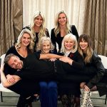 Julianne Hough Instagram - Feeling extra grateful for this life today 🤍 With everything going on in my life, I find it incredibly important to remain intentional with what I do and who I surround myself with. To all of you who have stuck by my side through the last few years (and you know who you are) – I am feeling extra grateful for you today. Enjoy spending time with your friends, family, and loved ones today. I know I will 🥰