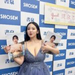 Jun Amaki Instagram - 昨日は5冊目写真集お渡し会でした！ 沢山の媒体様、ファンの皆様 お越しくださりありがとうございました！ みんなのお顔をみてコロナぶりに解禁された 握手で触れ合うこともでき幸せでした。 『SSS』が長く愛される作品になりますように。 いつもそばに居てくれてありがとうございます💕 プレゼントもお花も大切にします。 ヘアメイクは 中華美人をテーマにお願いしました🥟❤️ #SSS