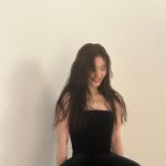 Jung Chae-yeon Instagram – 항상 감사합니다🖤