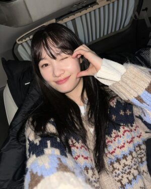 Jung Chae-yeon Thumbnail - 166.1K Likes - Most Liked Instagram Photos