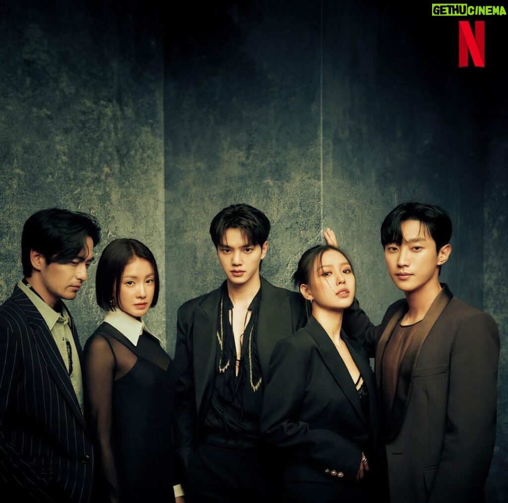 Jung Jin-young Instagram - 스위트홈 시즌2 얼마 안 남았네요!! 12월 1일 see you on netflix #sweethome #진영 @netflixkr #넷플릭스