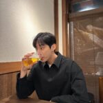Jung Jin-young Instagram - 👍🏻