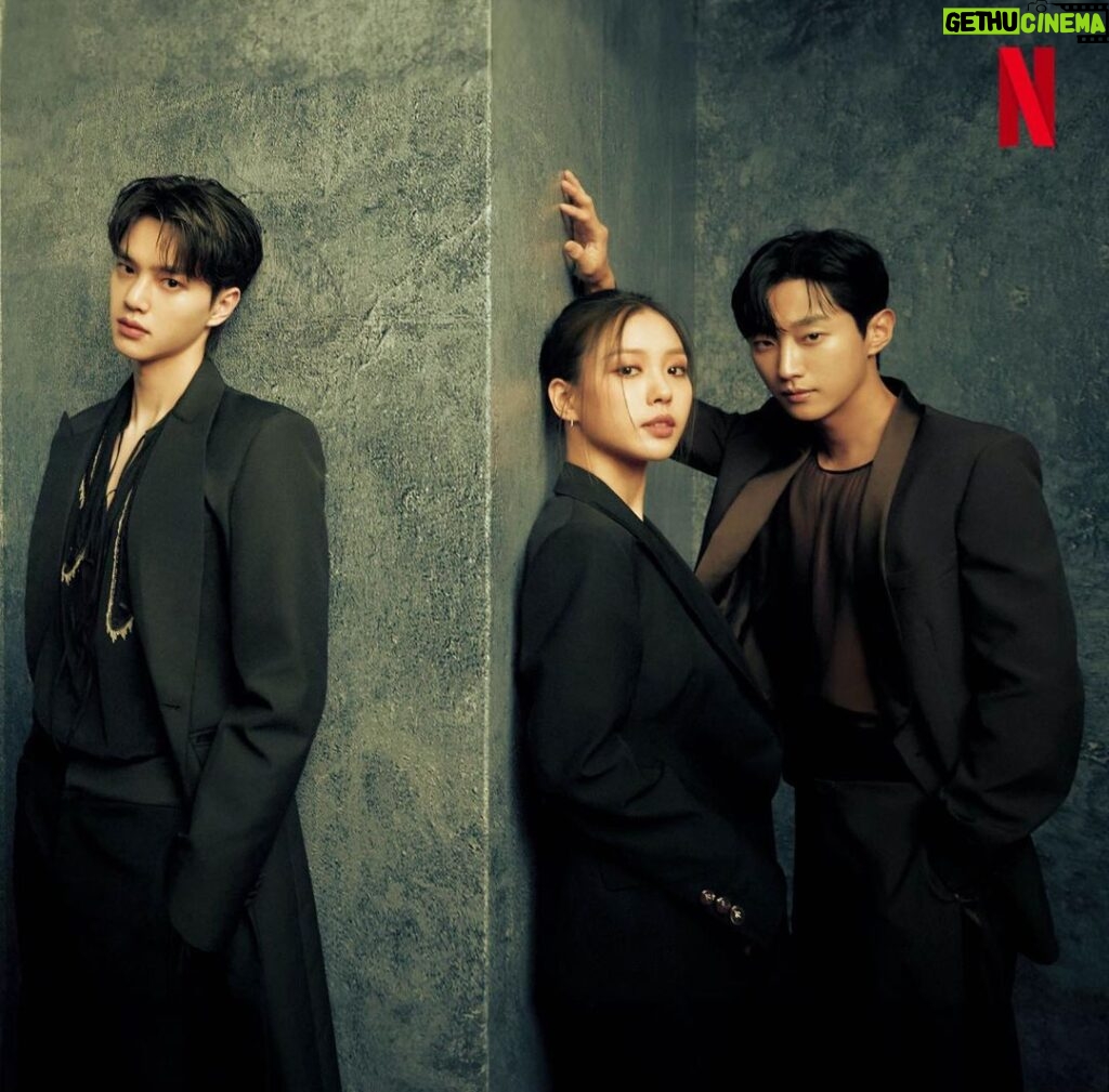 Jung Jin-young Instagram - 스위트홈 시즌2 얼마 안 남았네요!! 12월 1일 see you on netflix #sweethome #진영 @netflixkr #넷플릭스