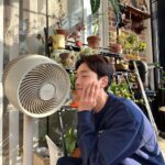 Jung Kyung-ho Instagram - 가을바람같은 실내바람☺️☺️ 사계절내내🪴 @shinil.official
