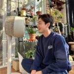 Jung Kyung-ho Instagram - 가을바람같은 실내바람☺️☺️ 사계절내내🪴 @shinil.official