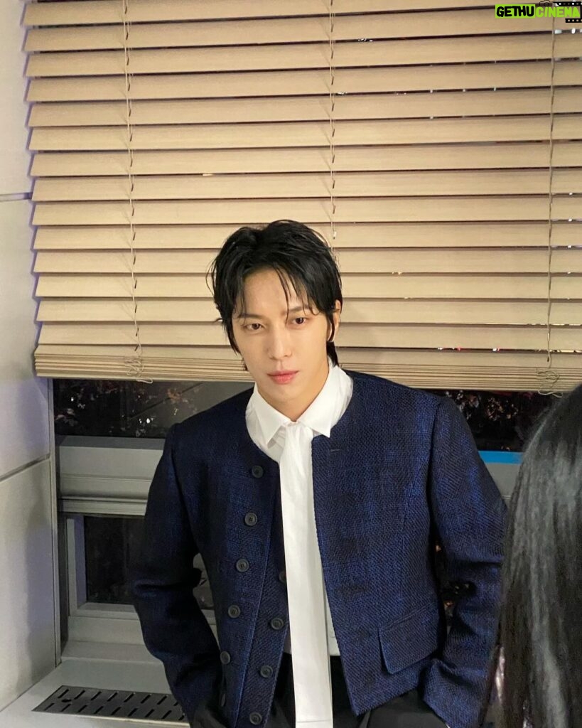 Jung Yong-hwa Instagram - 이 날 맘에 들어 😚