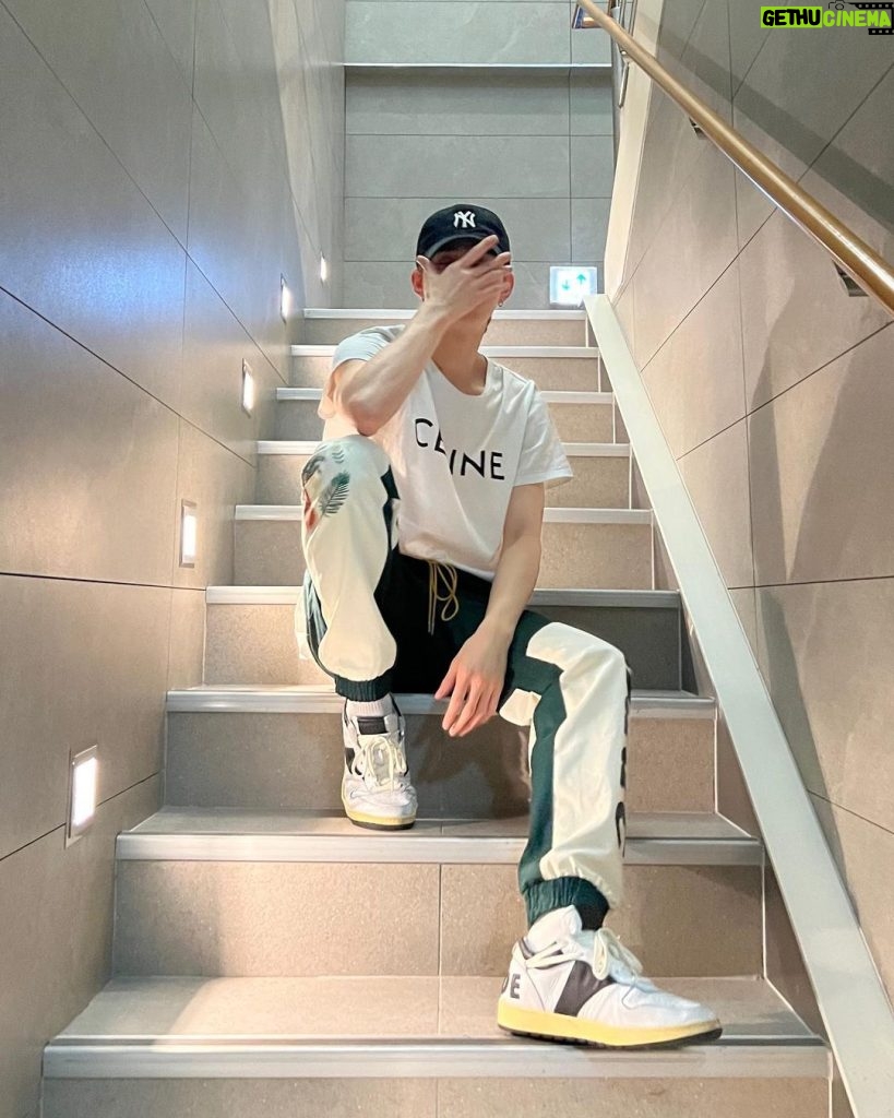 Jungwoo Instagram - 🧢