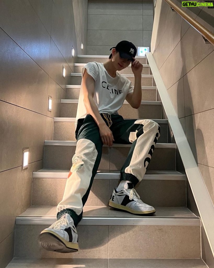 Jungwoo Instagram - 🧢