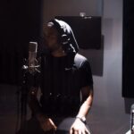 Jussie Smollett Instagram - Cooking #SomeThings 🧑🏾‍🍳🎼🎙😏 Cc @davidmichaelott 🪄🎶🎹 Some Things