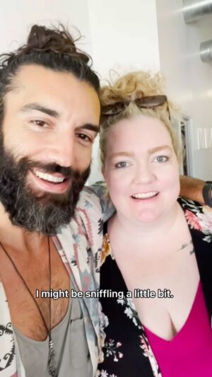 Justin Baldoni Instagram - A huge thank you to the thousands of LA area fans of It Ends With Us for submitting and for the ten we chose to join us for the special reading of the script. 
Your feedback and support was incredible! We are one step closer to making this movie thanks to you!  We are beyond excited!  More to come! 

#itendswithus #itendswithusmovie