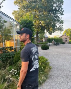 Justin Theroux Instagram - Woot! A wrap on 2023… Although by no means an exhaustive recap. Years never fail to impress on me how strange and wonderful it can all be ❤️ Looking forward to ‘24. And as ever… #adoptdontshop